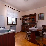 Mariza - Quiet Location! Kukci