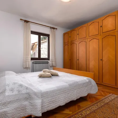 Mariza - Quiet Location! *