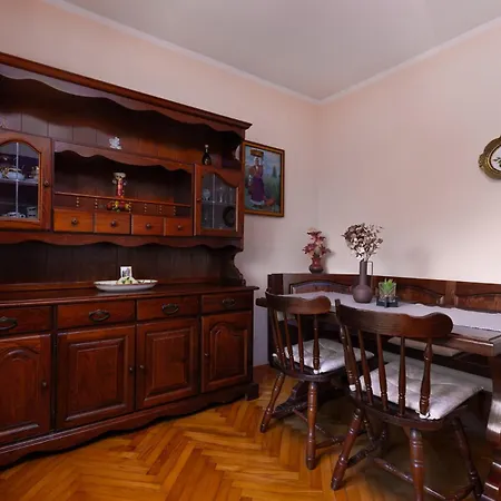 Mariza - Quiet Location! *