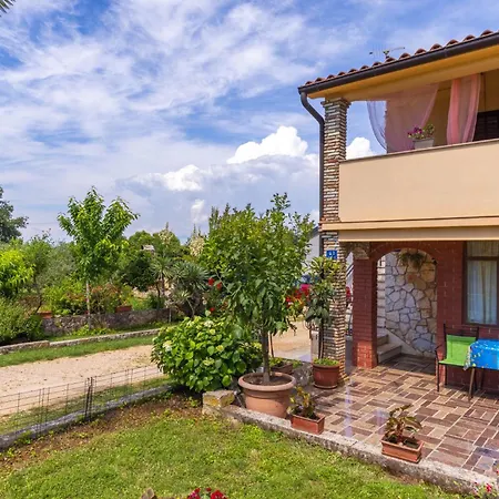 Apartment Mariza - Quiet Location! Kukci